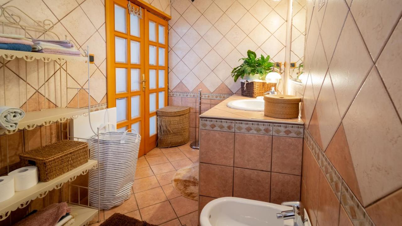 Apartment Ernestova Hisa Локве Екстериор снимка