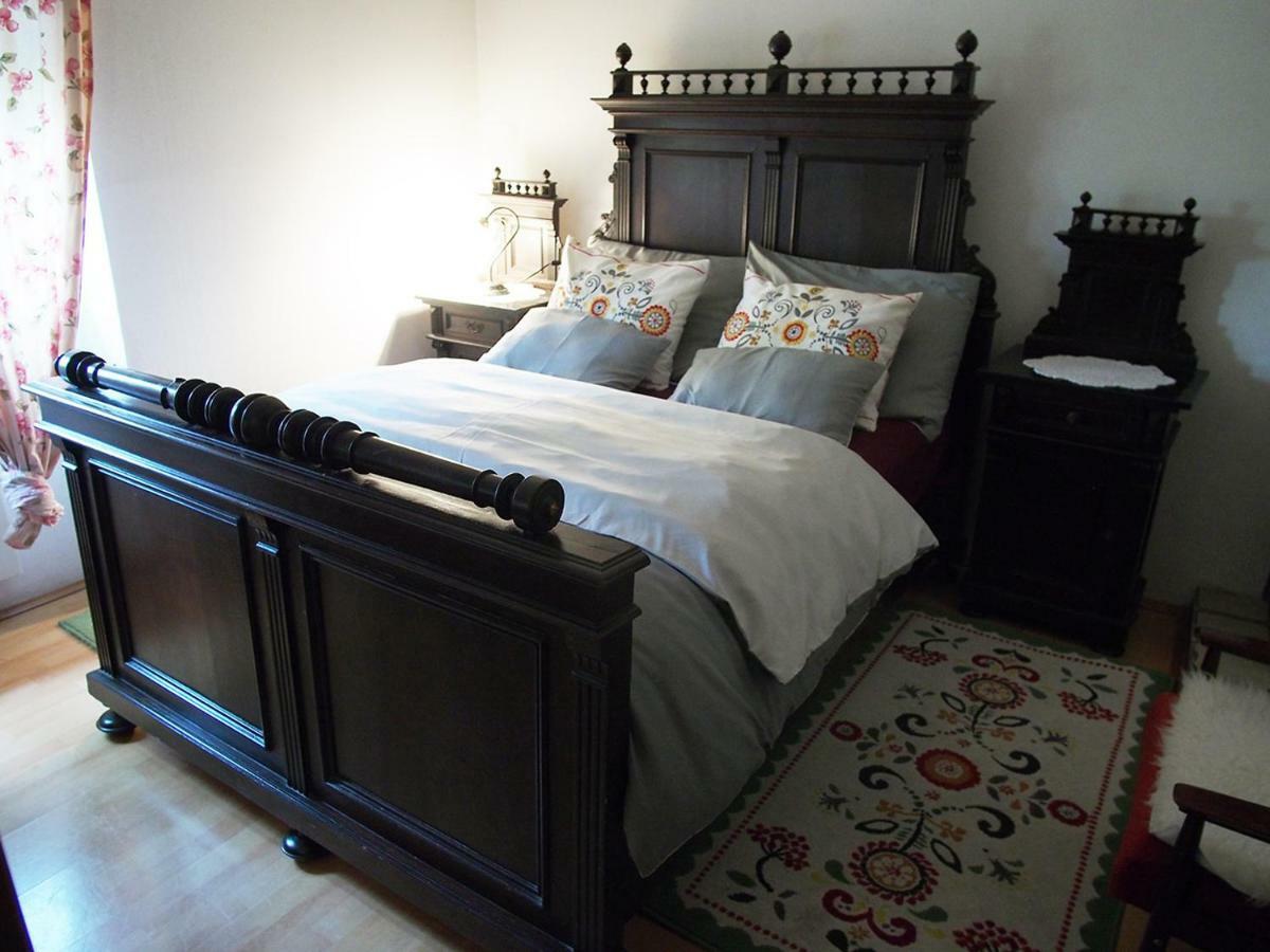 Apartment Ernestova Hisa Локве Екстериор снимка