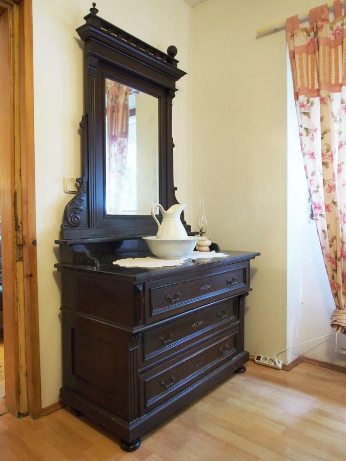 Apartment Ernestova Hisa Локве Екстериор снимка